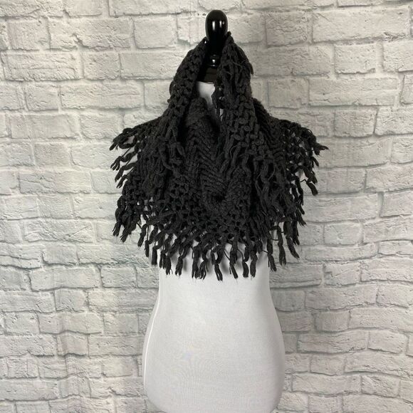 Infinity scarf with fringe knit chevron pattern pullover grey - Picture 1 of 6